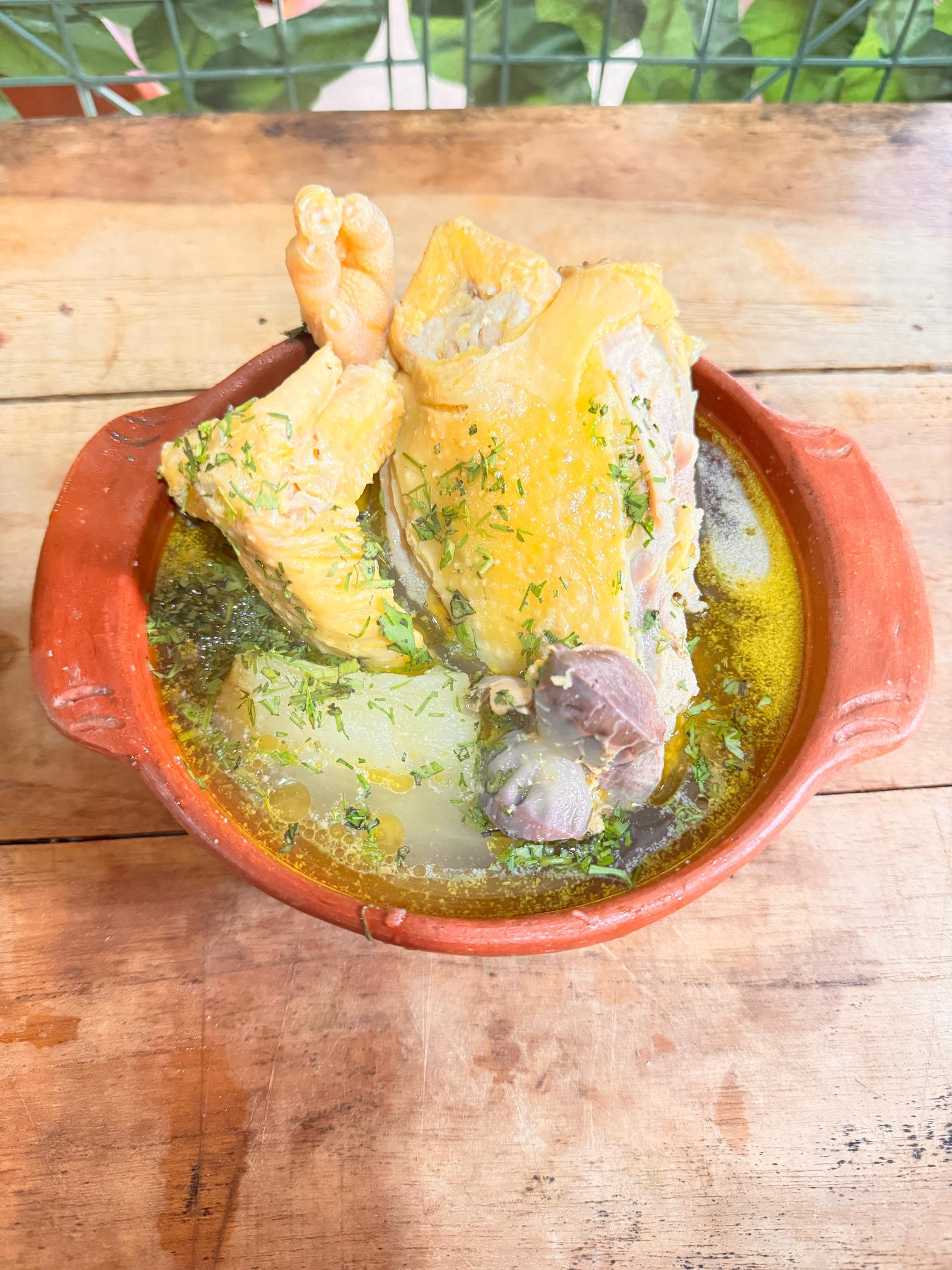 Caldo de gallina
